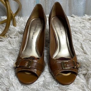 Antonio Melani Brown Leather Buckle Peep Toe Pump